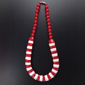 Vintage Red‎ & White Plastic Nesting Bead Necklace Candy Cane 23" 70's Costume